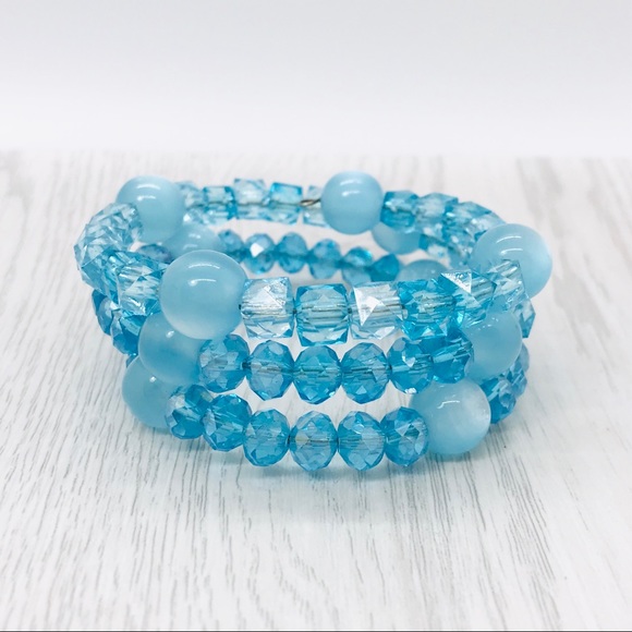 Vintage Jewelry - 💘 Vintage Blue Cat-eye Crystal Boho Wrap Bracelet